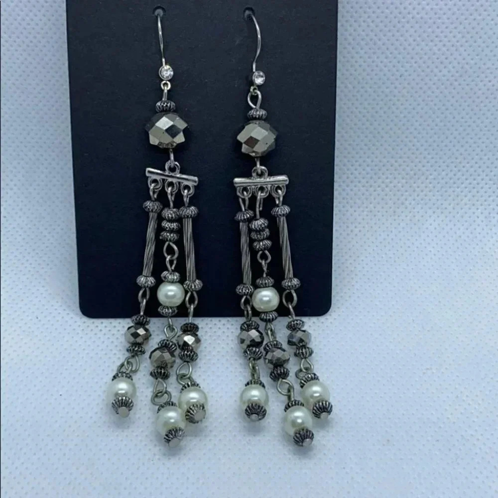 Silver tone & pearls 3” dangle earrings